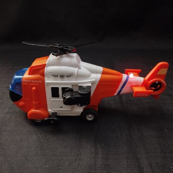 Maxx Action Rescue Helicopter - Picture 3 of 4